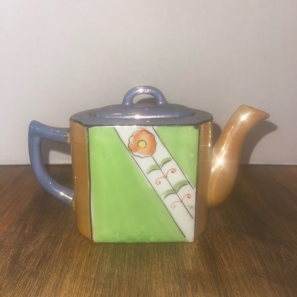 Lusterware hand painted tea pot. Made in Japan bird design blue & Peach/orange - Picture 2 of 6